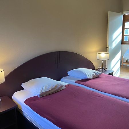 Demeures Et Chateaux L'Abbaye Caladoise - Anciennement Hostellerie Ferme Du Poulet Villefranche-sur-Saone Ruang foto