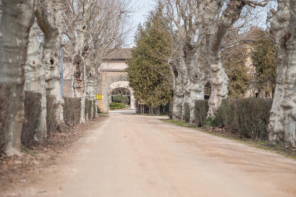 Demeures Et Chateaux L'Abbaye Caladoise - Anciennement Hostellerie Ferme Du Poulet Villefranche-sur-Saone Bagian luar foto