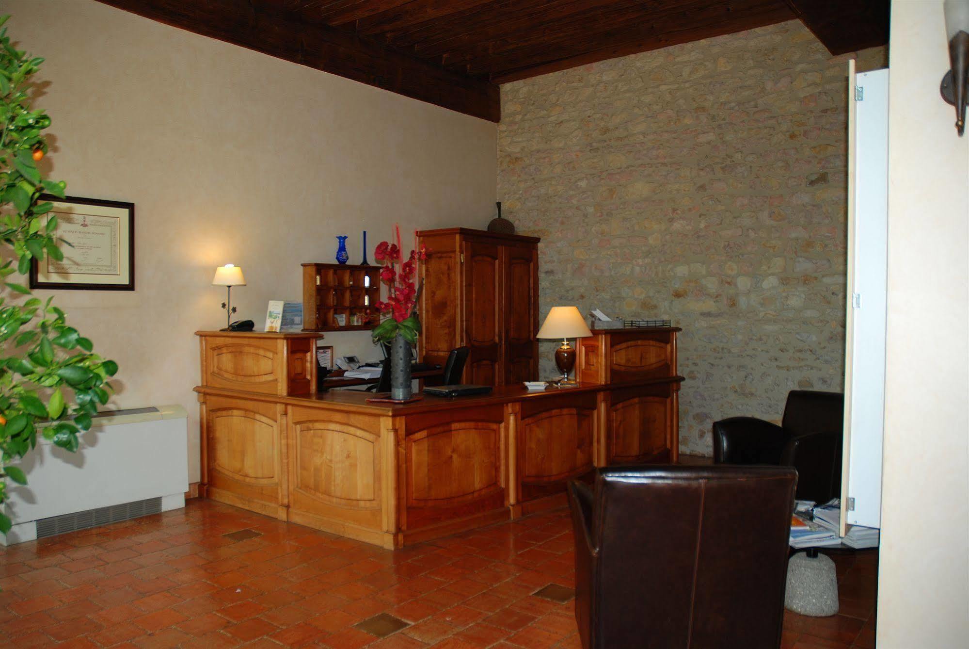 Demeures Et Chateaux L'Abbaye Caladoise - Anciennement Hostellerie Ferme Du Poulet Villefranche-sur-Saone Bagian luar foto